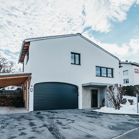 Charming 4 Bed Flat In Flims Lägenhet Exteriör bild