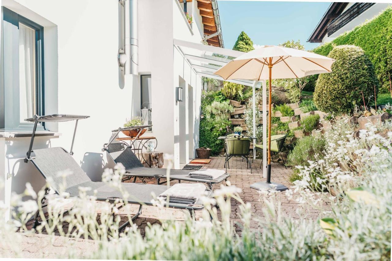 Charming 4 Bed Flat In Flims Lägenhet Exteriör bild