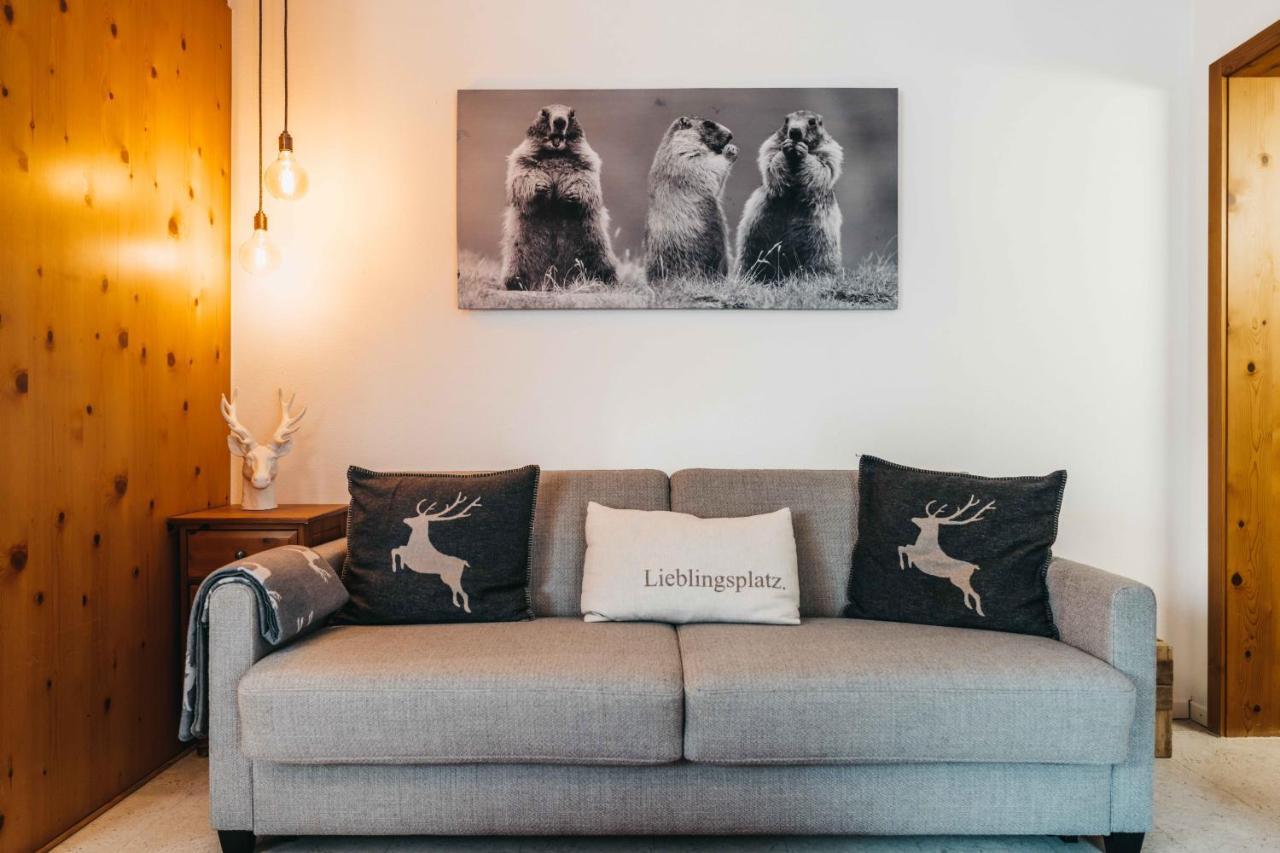 Charming 4 Bed Flat In Flims Lägenhet Exteriör bild