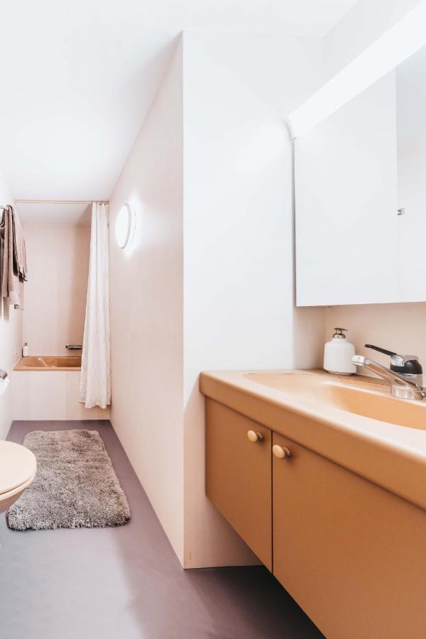 Charming 4 Bed Flat In Flims Lägenhet Exteriör bild
